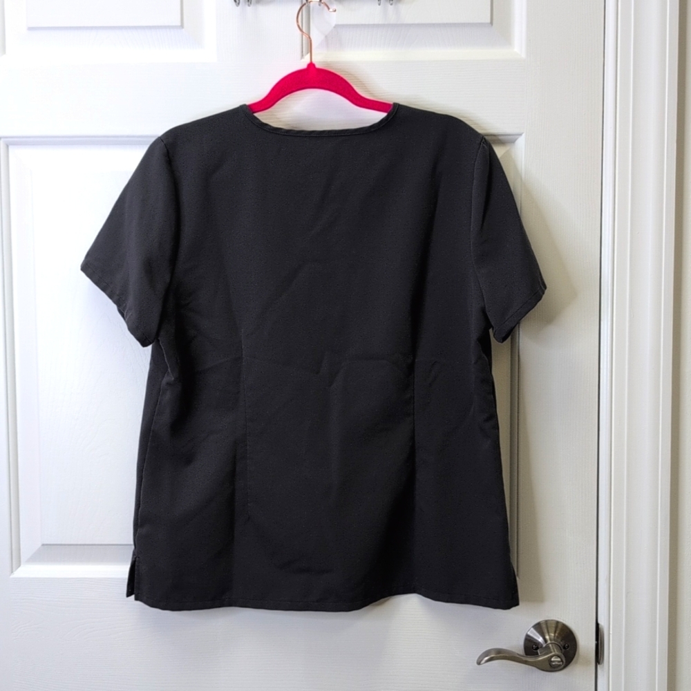 Figs Charcoal Catarina V-Neck Scrub Shirt LargePetite - Picture 4 of 4